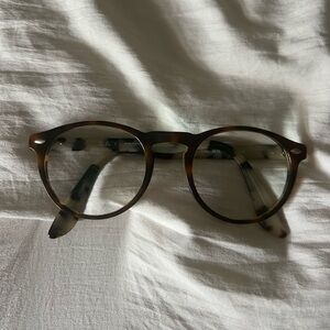Perfect condition Rayban Tortoise Shell reading glasses, w/ original case